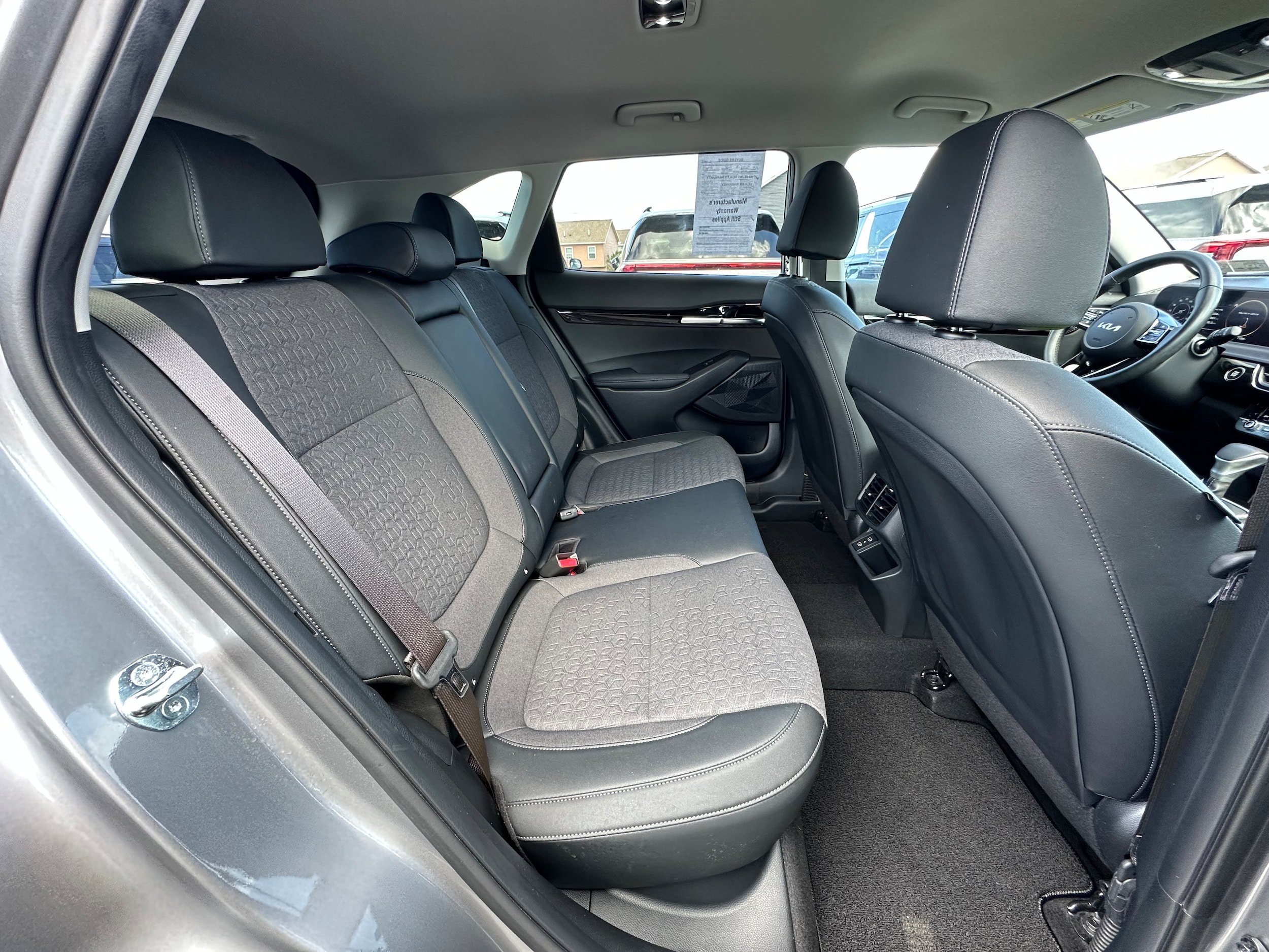 Used 2024 Kia Seltos S AWD/4WD image 12