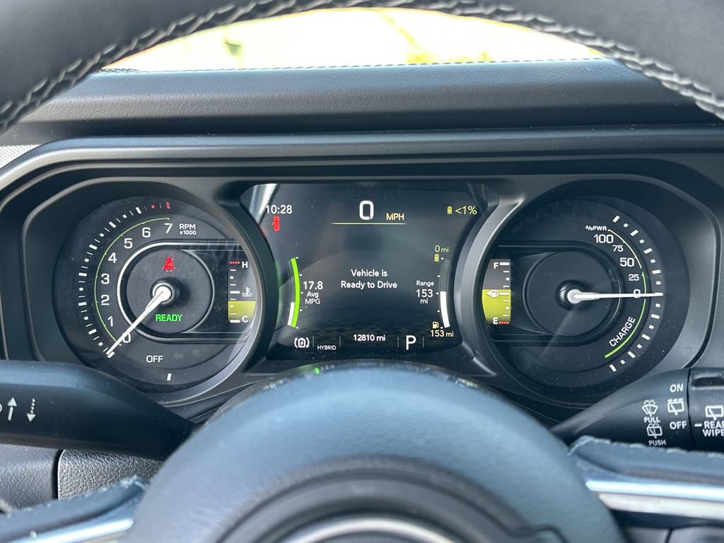 Certified 2025 Jeep Wrangler Unlimited Sahara AWD/4WD image 13