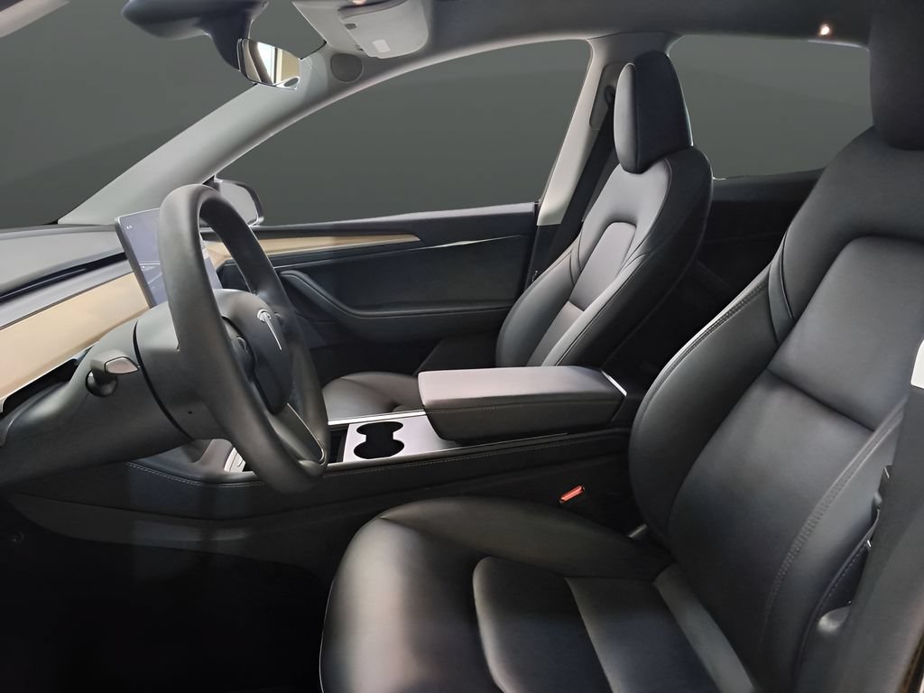 Used 2025 Tesla Model Y Performance AWD/4WD image 15