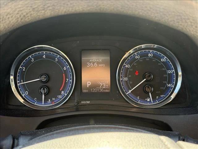 Used 2017 Toyota Corolla L w/ Carpet Mat Package (TMS) FWD image 11