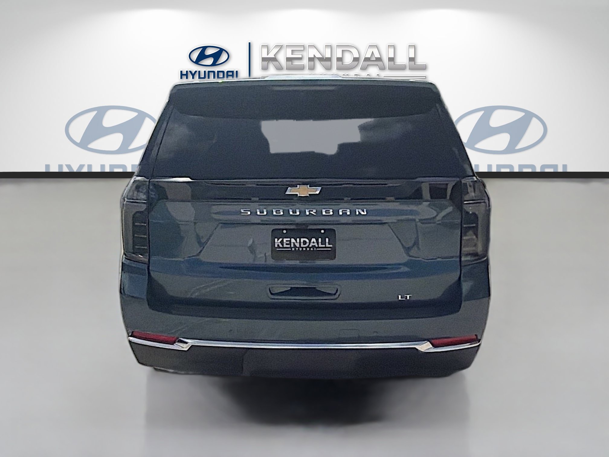 Used 2025 Chevrolet Suburban LT w/ Comfort Package RWD image 5