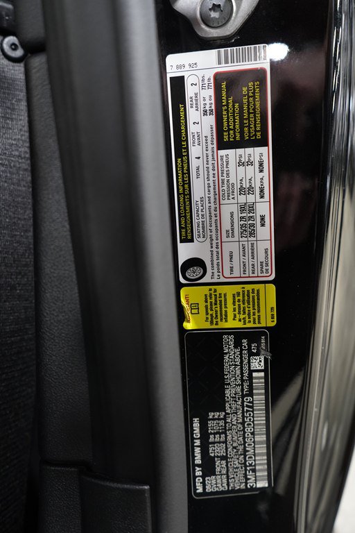 Used 2023 BMW M2 RWD image 31