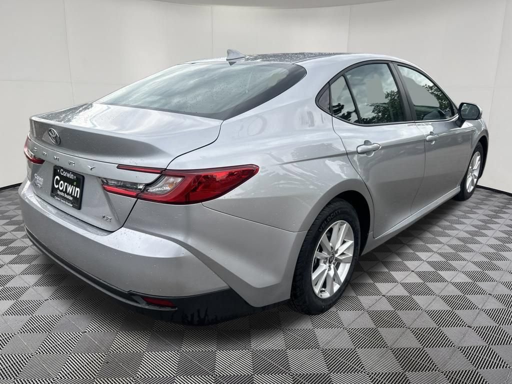 Used 2025 Toyota Camry LE FWD image 7