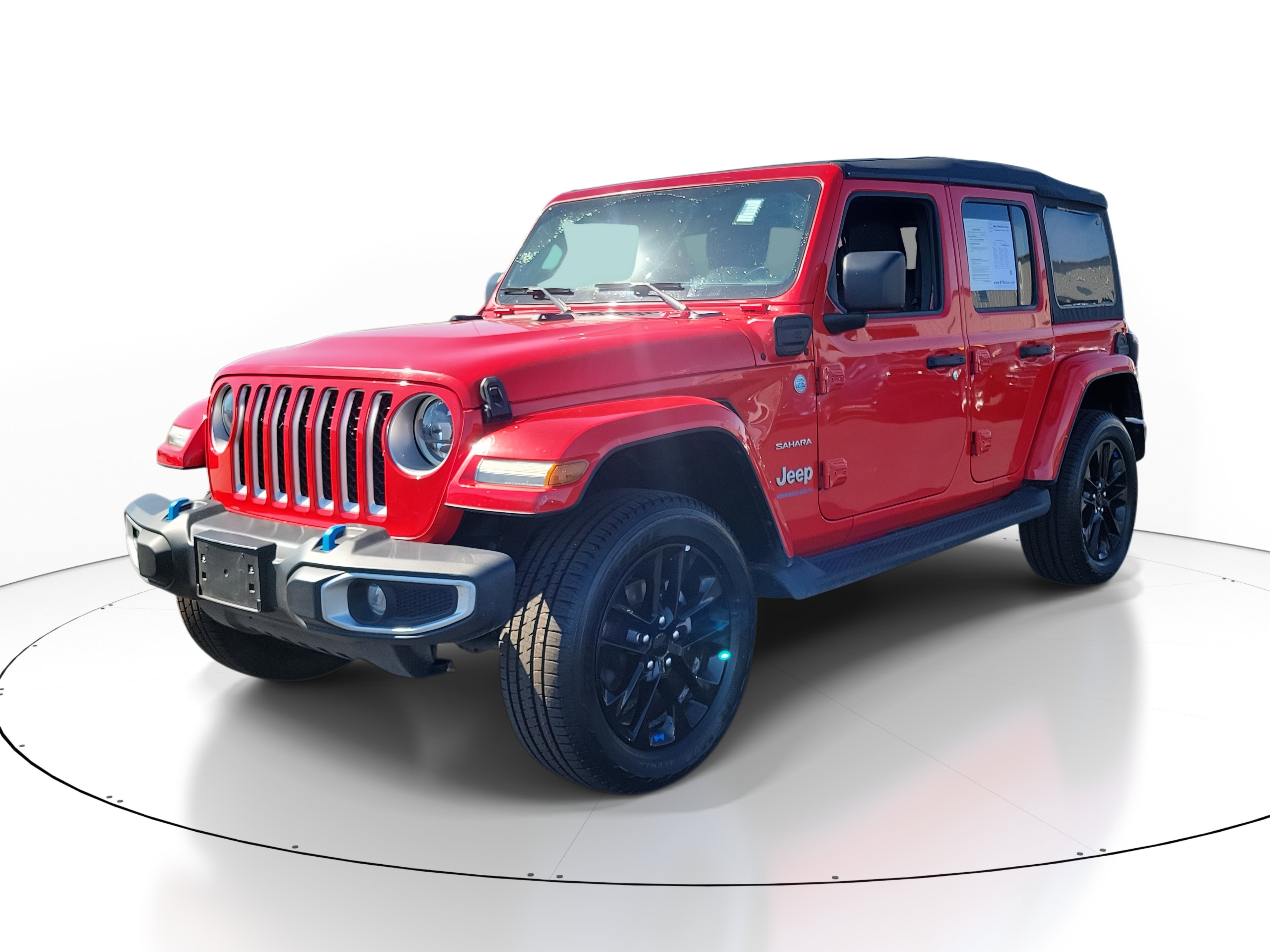 Used 2023 Jeep Wrangler Sahara image 2