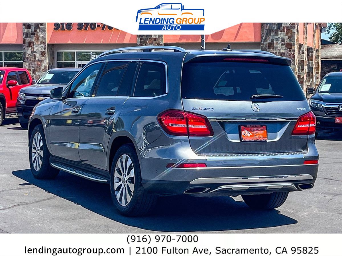 Used 2017 Mercedes-Benz GLS 450 4MATIC image 2