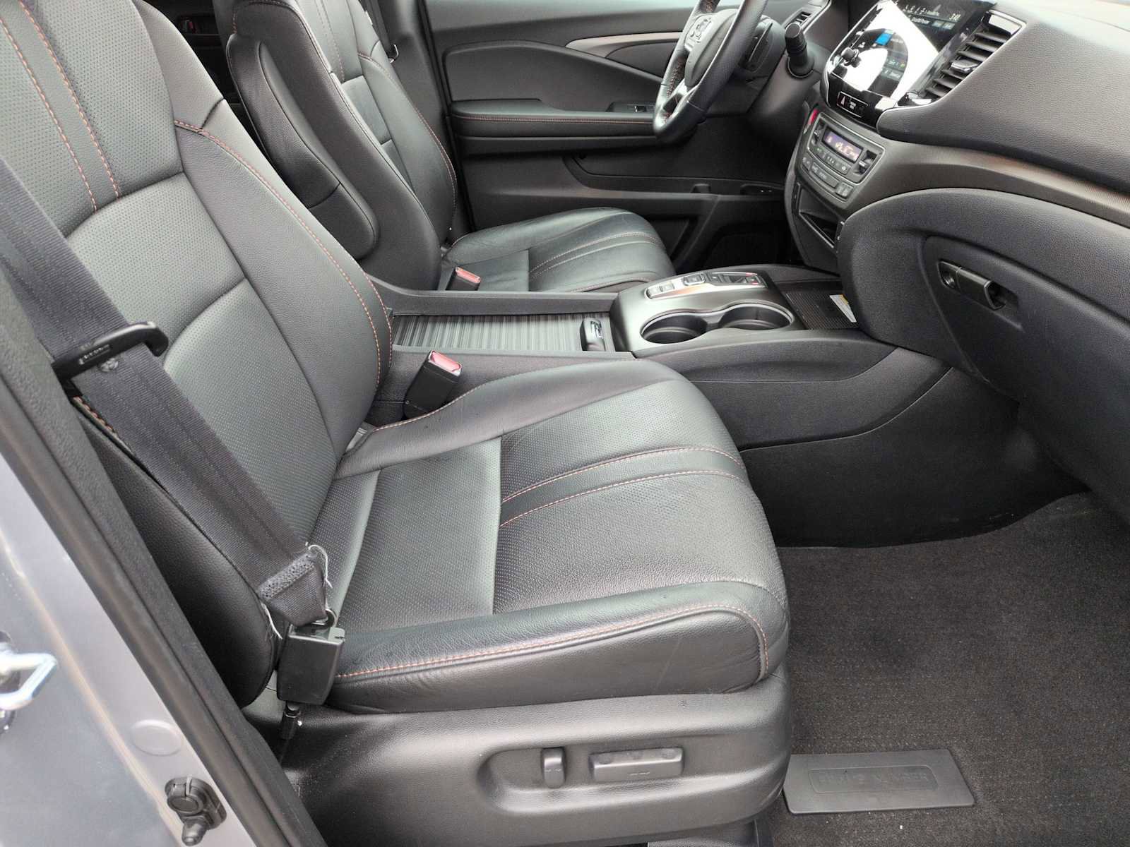 Certified 2023 Honda Passport TrailSport image 22