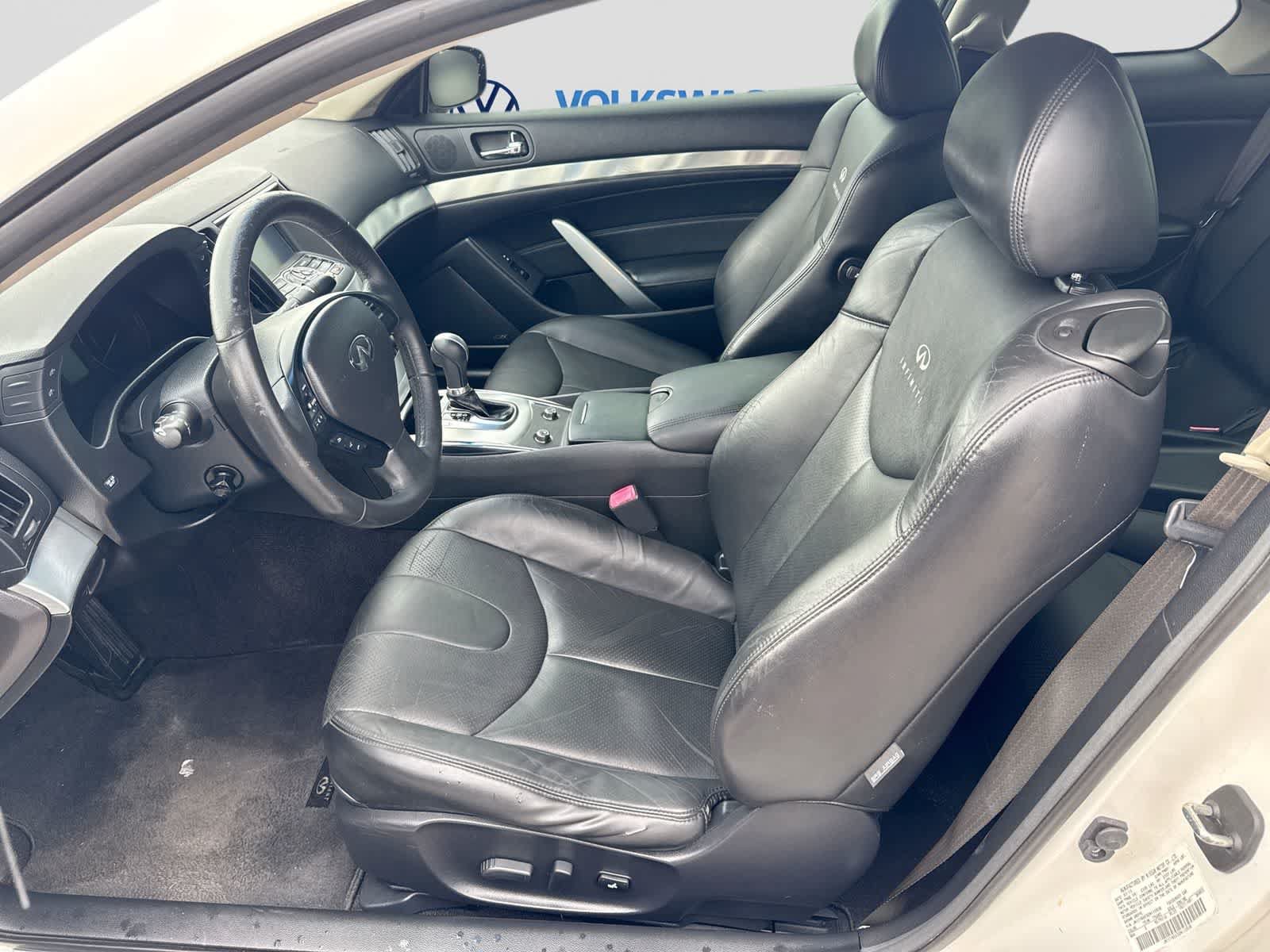 Used 2014 INFINITI Q60 Journey w/ Premium Package RWD image 23