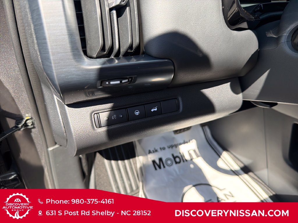 New 2026 Nissan Pathfinder SL FWD image 14