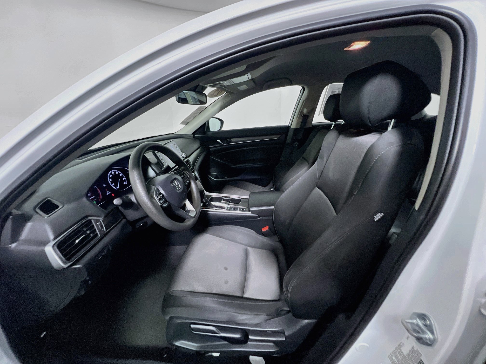 Used 2022 Honda Accord LX image 14