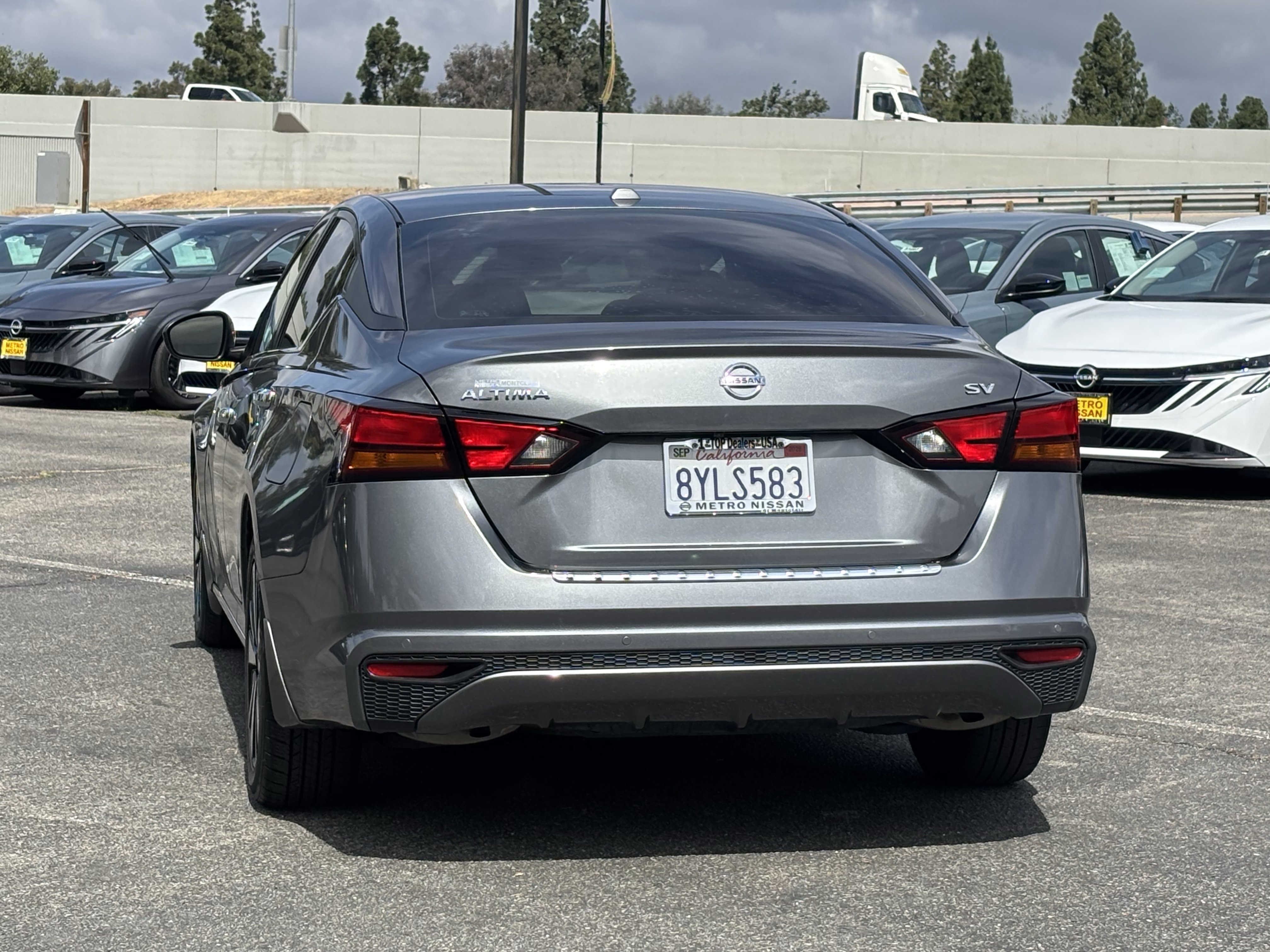 Used 2021 Nissan Altima 2.5 SV FWD image 4