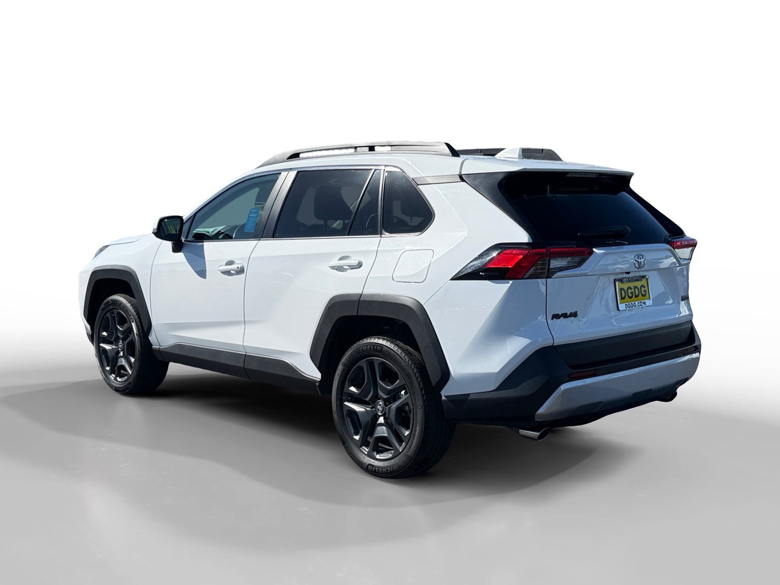 Used 2024 Toyota RAV4 Adventure AWD/4WD image 3