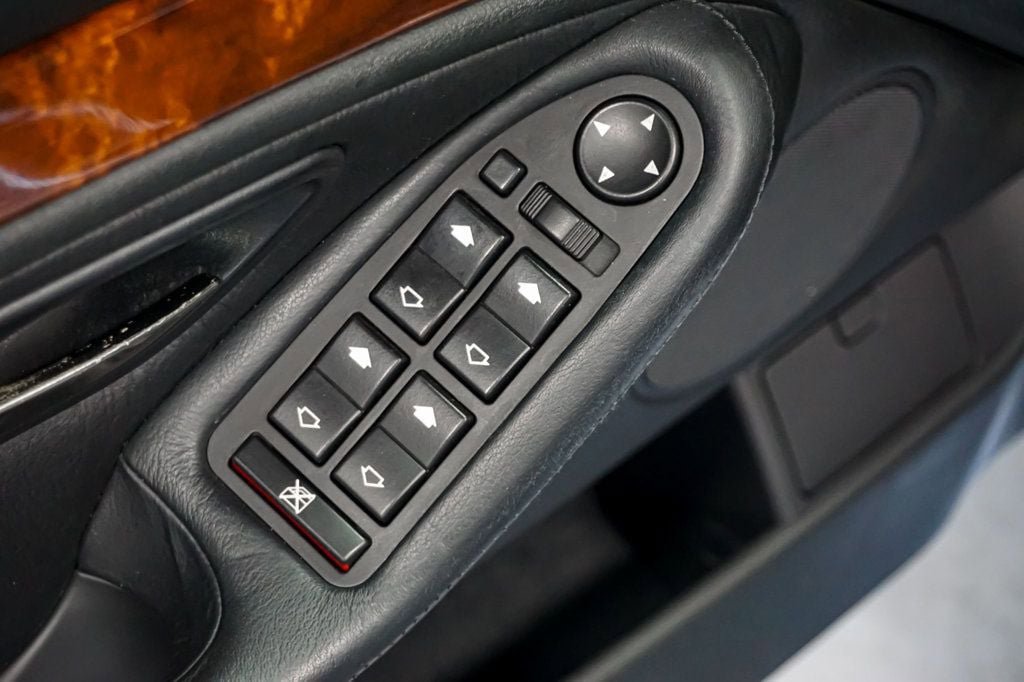 Used 2002 BMW M5 RWD image 55