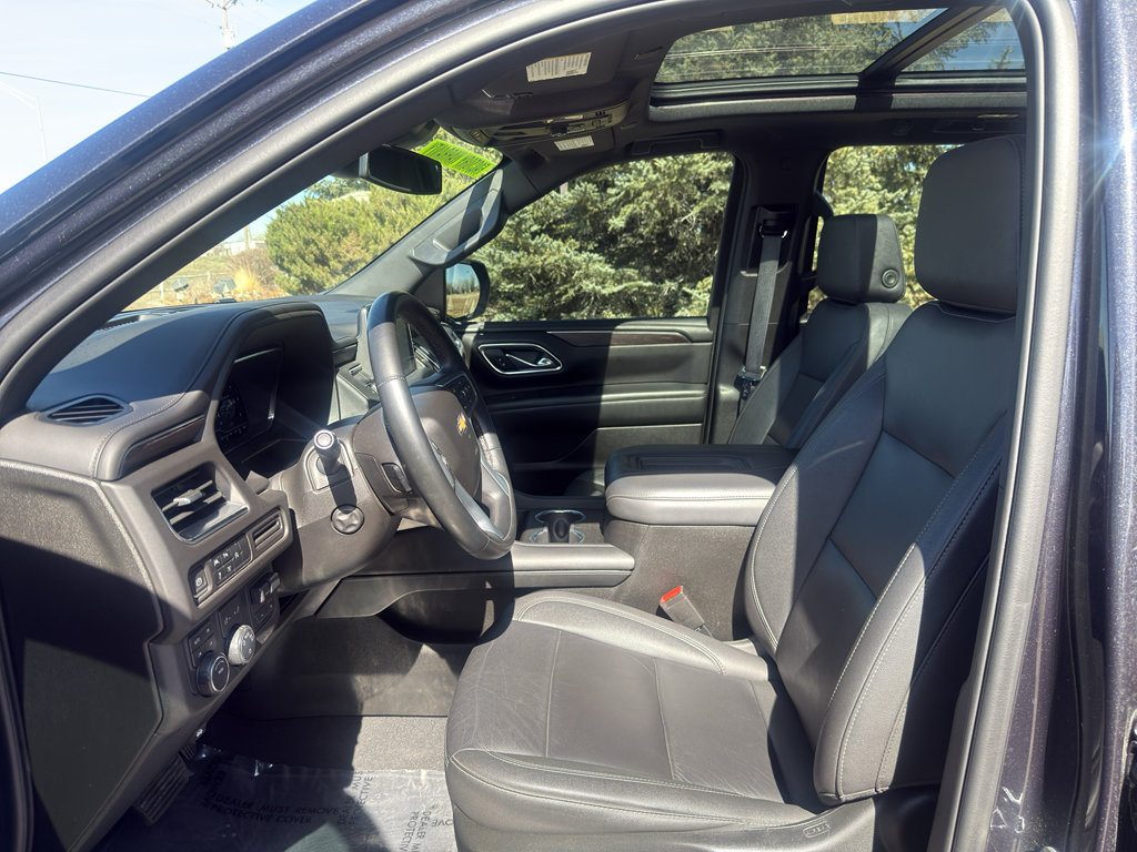 Used 2023 Chevrolet Tahoe LT w/ Luxury Package AWD/4WD image 13
