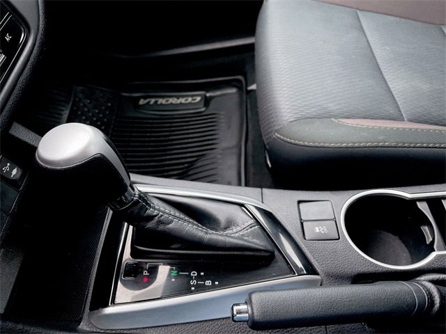 Used 2019 Toyota Corolla L image 19