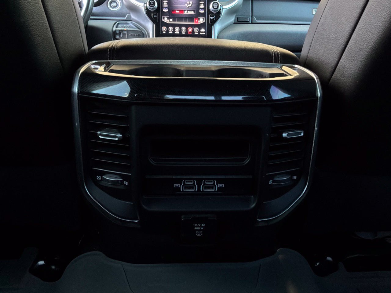Used 2021 RAM 2500 Laramie w/ Night Edition AWD/4WD image 17