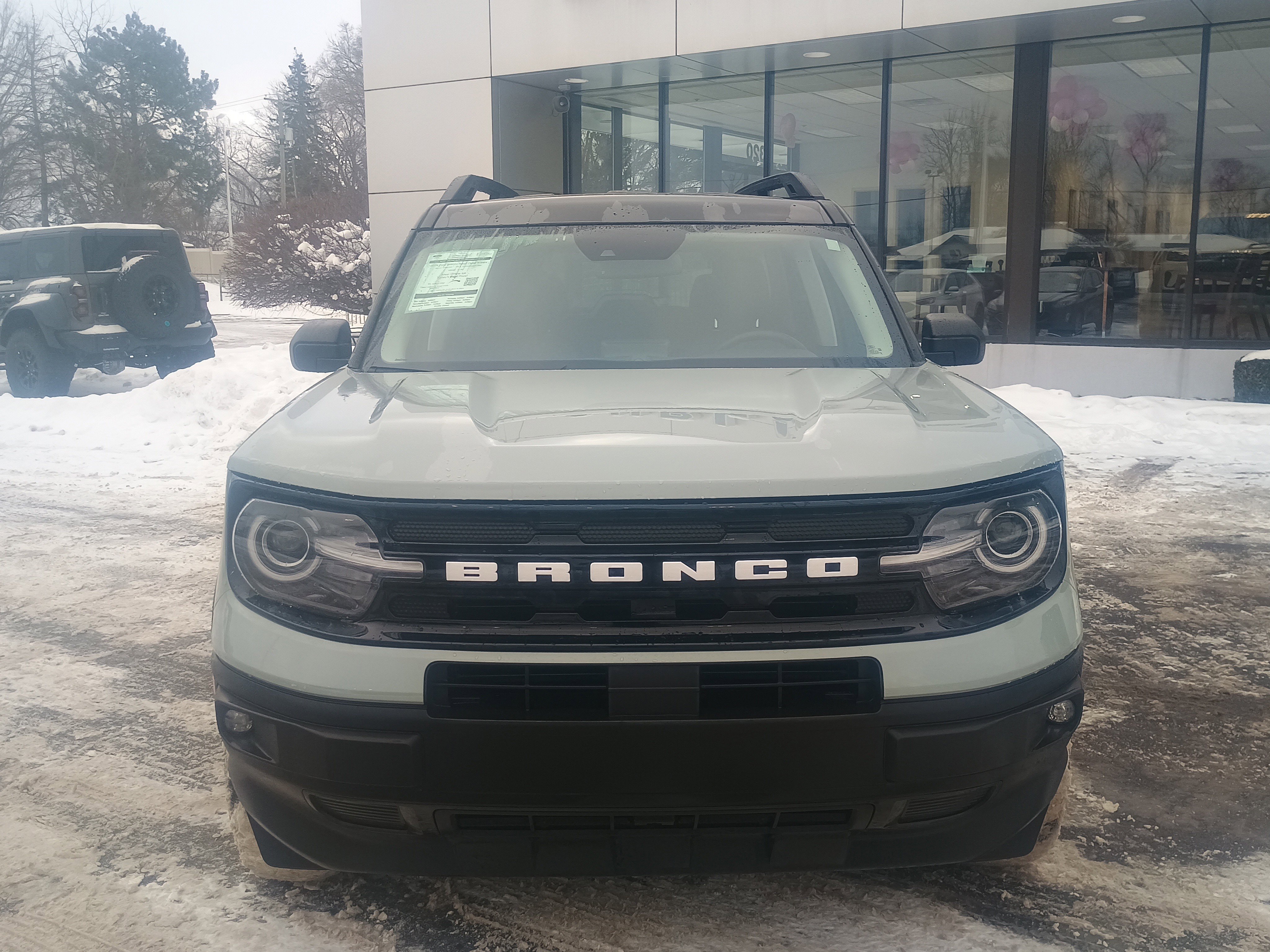 Certified 2024 Ford Bronco Sport Outer Banks w/ Tech Package image 2