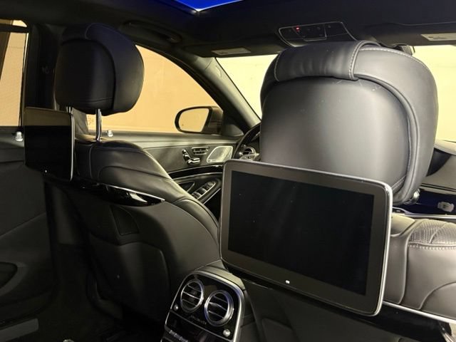 Used 2018 Mercedes-Benz Maybach S 650 image 30