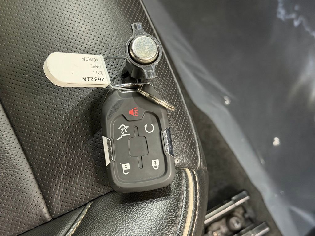 Certified 2021 GMC Acadia Denali w/ Denali Technology Package image 49