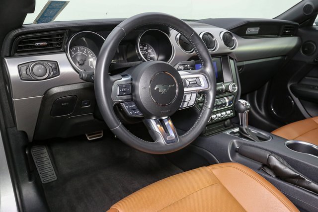 Used 2022 Ford Mustang GT Premium image 18