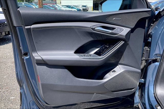Certified 2025 Audi Q6 e-tron Prestige w/ Black Warm Weather Package AWD/4WD image 23