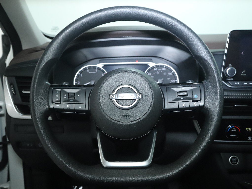 Used 2023 Nissan Rogue SV AWD/4WD image 21