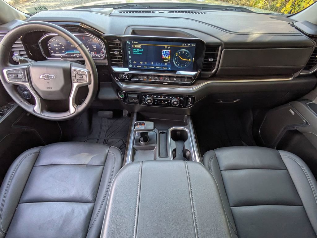 Used 2024 Chevrolet Silverado 1500 RST w/ Dark Appearance Package image 27