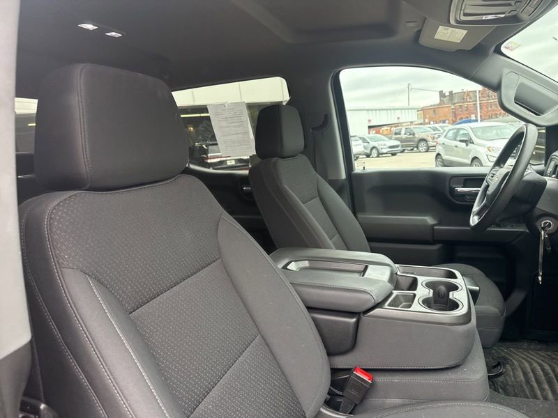 Used 2022 Chevrolet Silverado 1500 Custom w/ LPO, Dark Essentials Package image 9