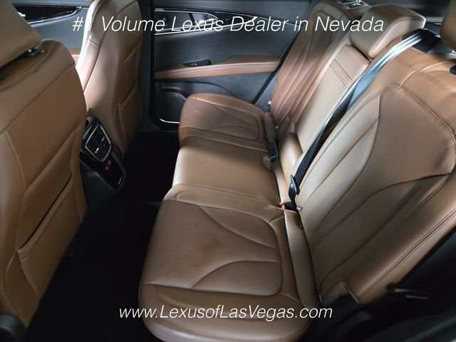 Used 2023 Lincoln Nautilus Reserve FWD image 15