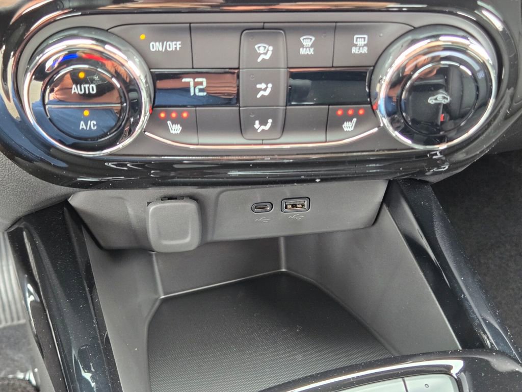 New 2026 Chevrolet Trax RS image 19