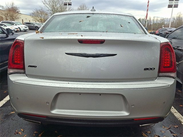 Used 2023 Chrysler 300 Touring L w/ Popular Equipment Group image 9