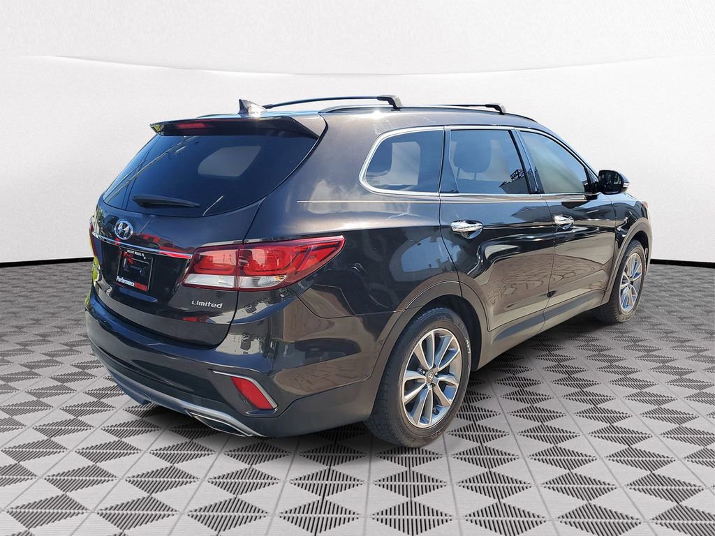 Used 2017 Hyundai Santa Fe Limited image 6