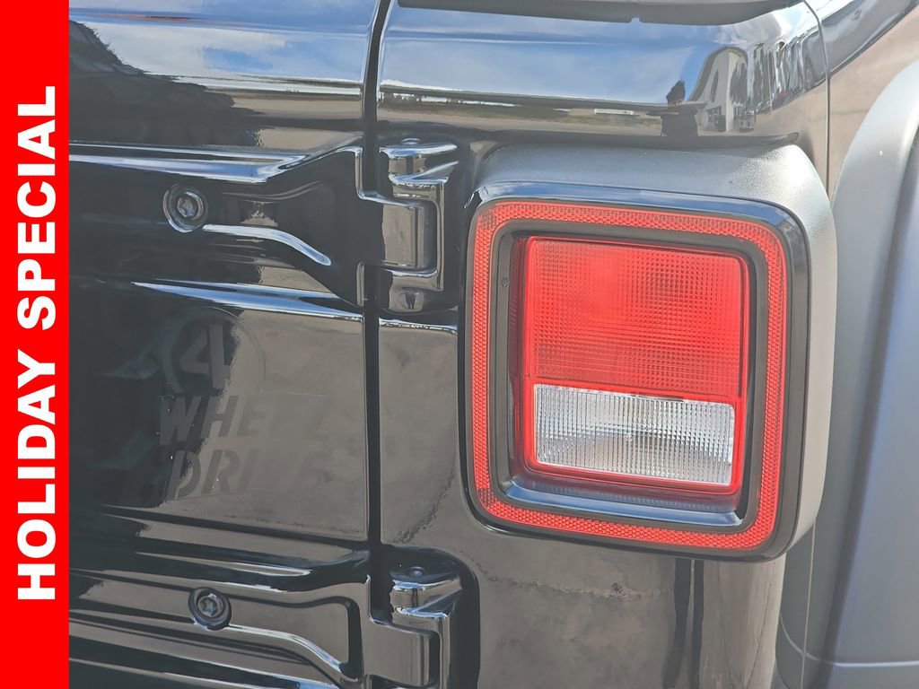 Used 2021 Jeep Wrangler Unlimited Sport image 40