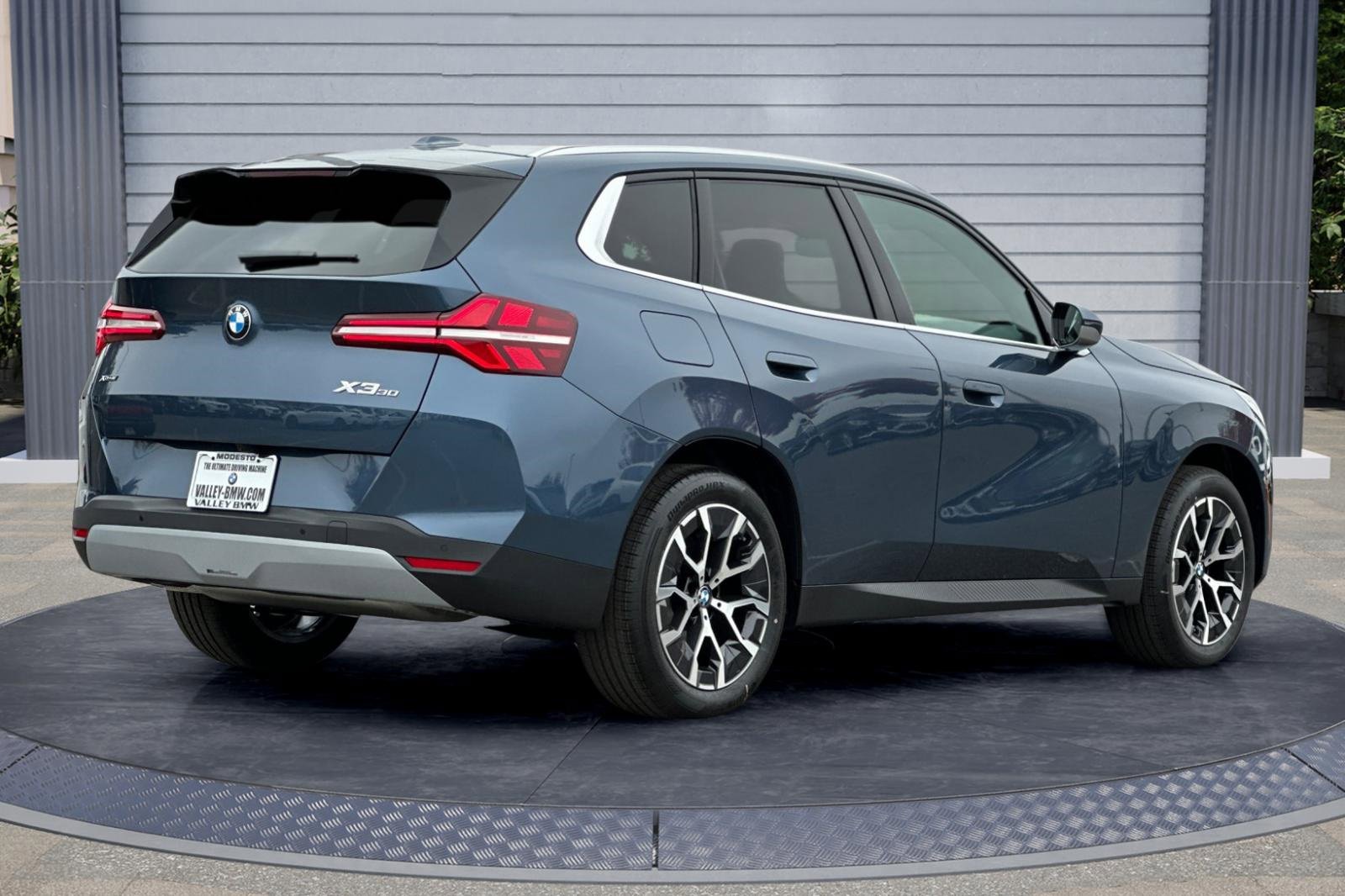 New 2026 BMW X3 xDrive30 w/ Convenience Package image 4