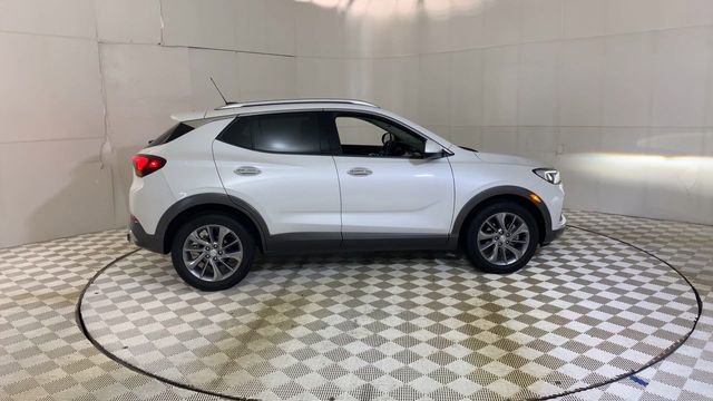 Used 2023 Buick Encore GX Essence w/ Experience Buick Package FWD image 9