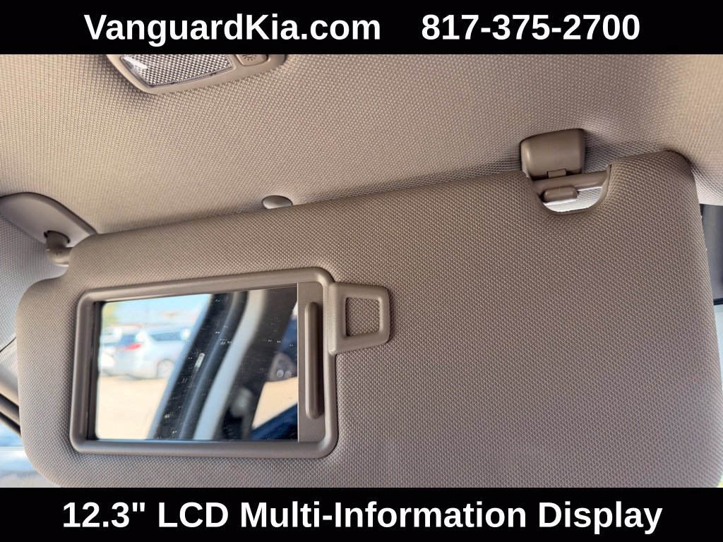 Used 2022 Hyundai Santa Fe SEL w/ Convenience + Premium Package AWD/4WD image 17