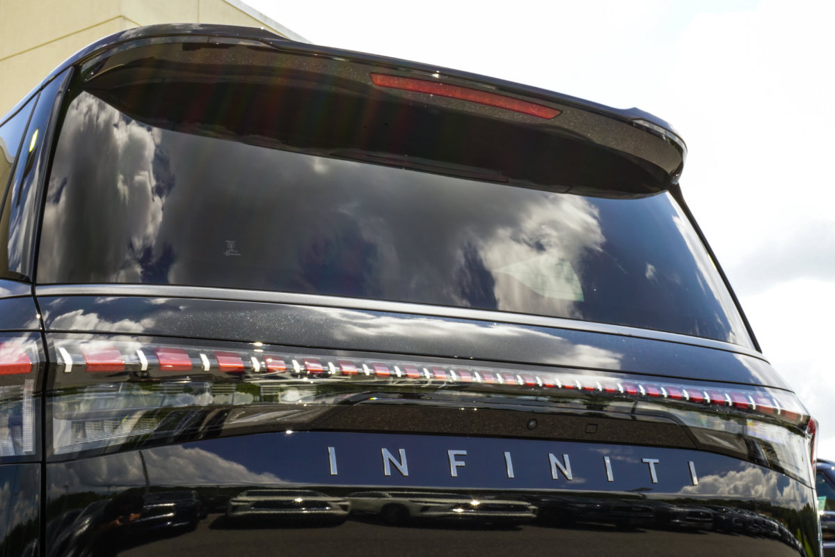 New 2027 INFINITI QX80 Autograph AWD/4WD image 14