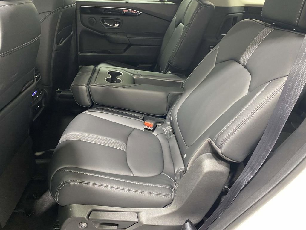 New 2025 Honda Pilot EX-L image 12