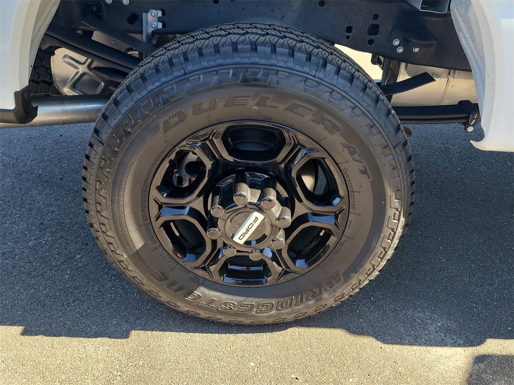 Used 2025 Ford F250 XL w/ STX Appearance Package image 5