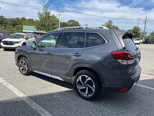 Used 2022 Subaru Forester Touring image 4