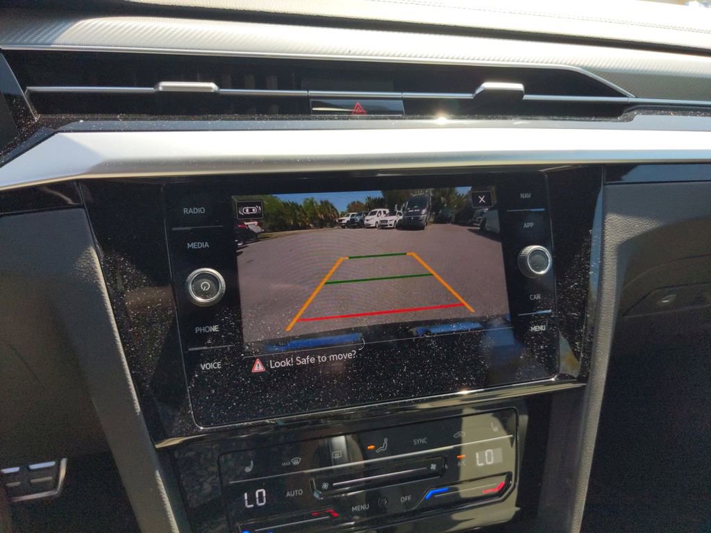 Used 2022 Volkswagen Arteon SE image 21