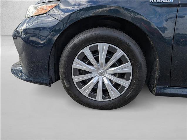Used 2020 Toyota Camry LE image 21