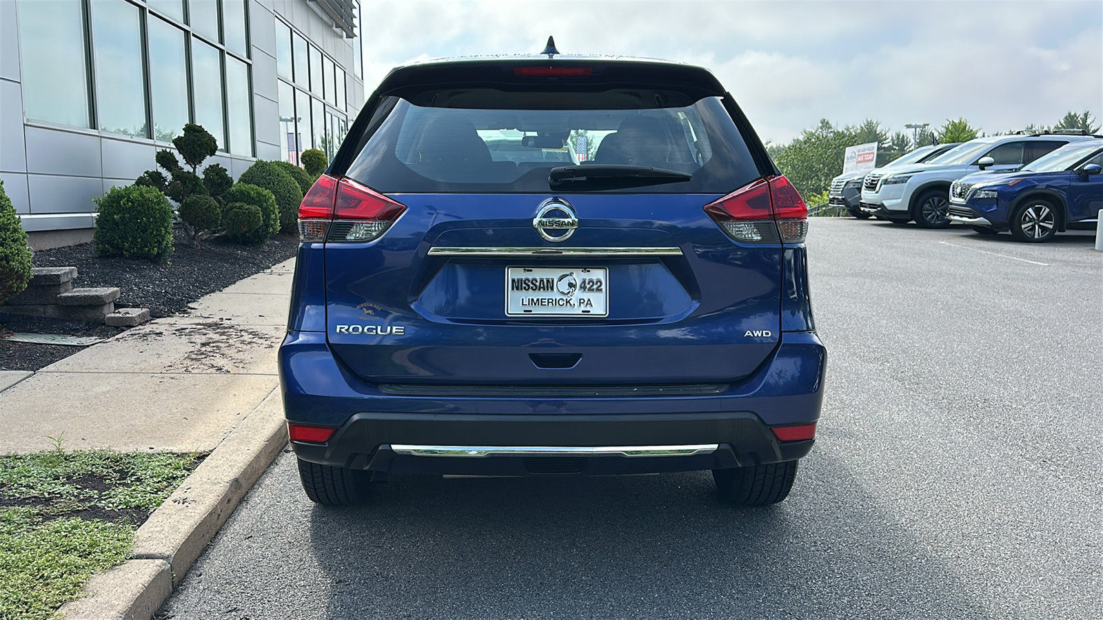 Used 2019 Nissan Rogue S AWD/4WD image 5