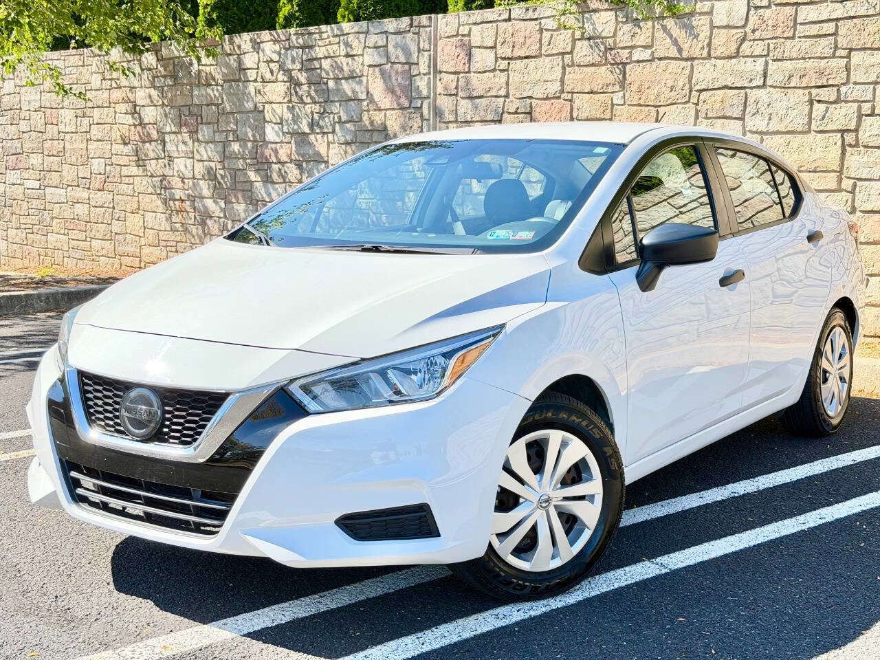 Used 2020 Nissan Versa S image 18