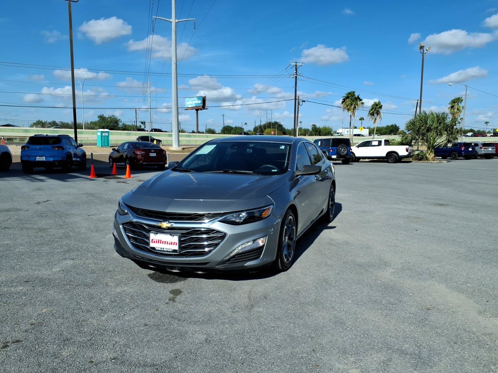 Used 2023 Chevrolet Malibu LT FWD image 4