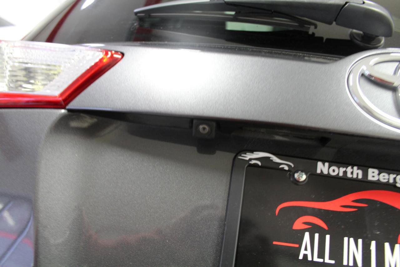 Used 2015 Toyota RAV4 Limited w/ Technology Package image 29