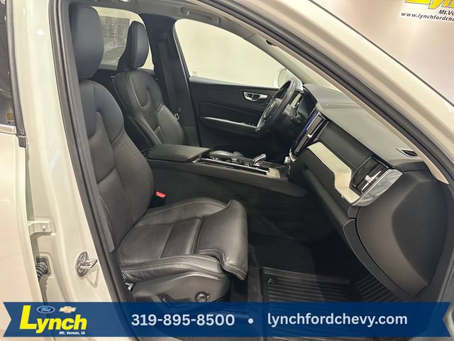 Used 2022 Volvo XC60 B5 Inscription w/ Advanced Package AWD/4WD image 9