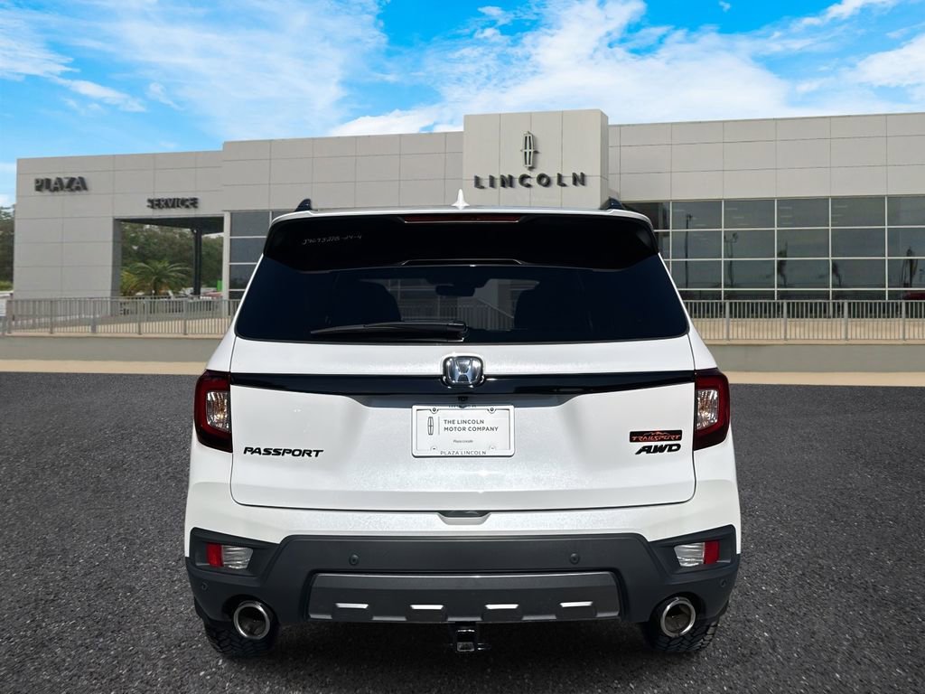 Used 2024 Honda Passport TrailSport image 4