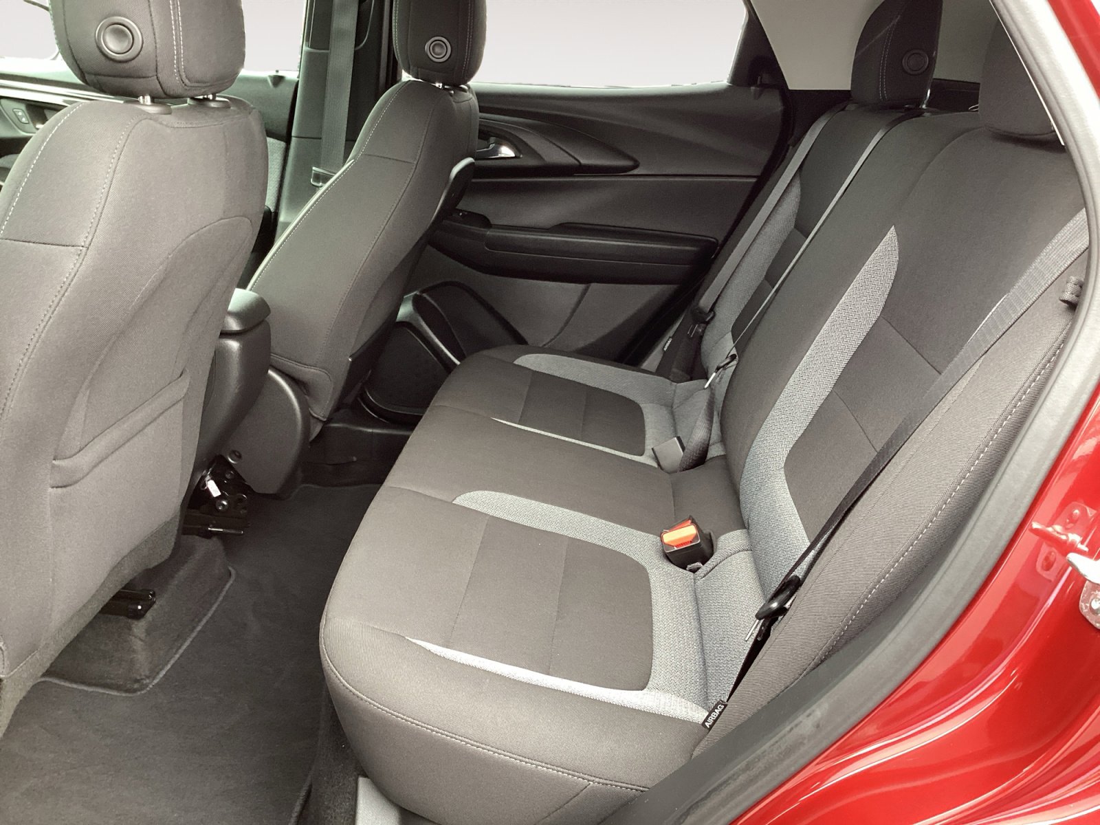 Used 2025 Chevrolet TrailBlazer LT FWD image 26