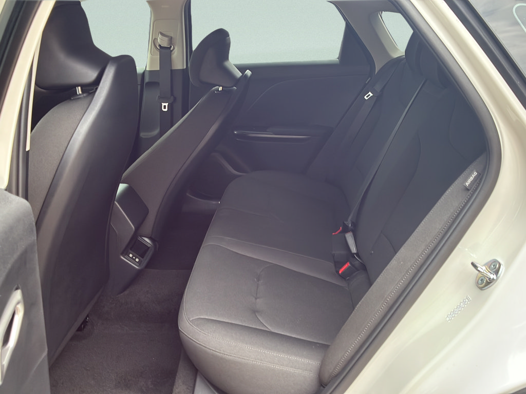 New 2026 Kia K4 FWD image 24