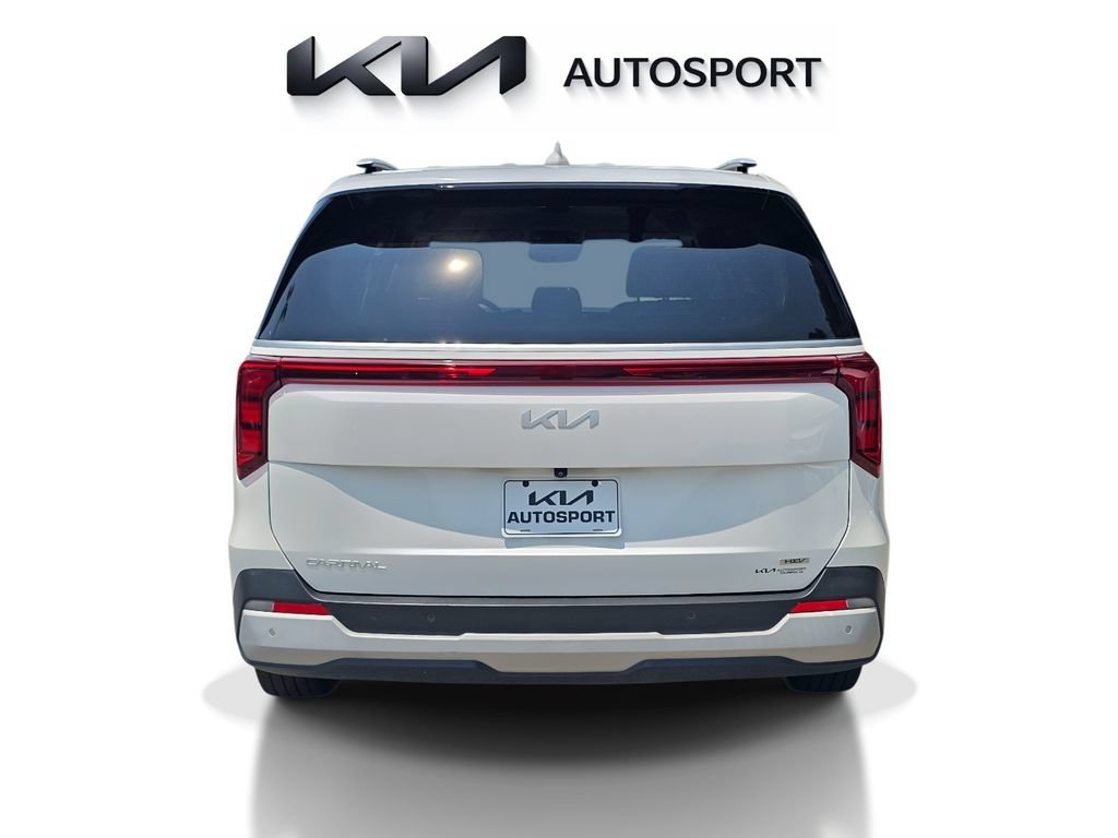 Certified 2025 Kia Carnival EX FWD image 11